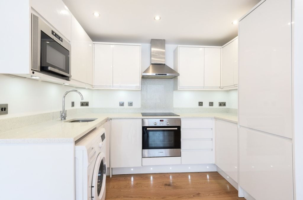 Property photo 1 of 12 Kitchen
