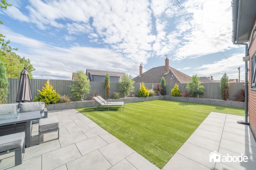 Property photo 2 of 43 Dsc03206-Hdr.Jpg