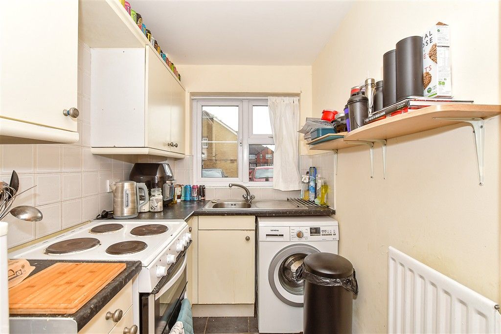 Property photo 3 of 13 Kitchen