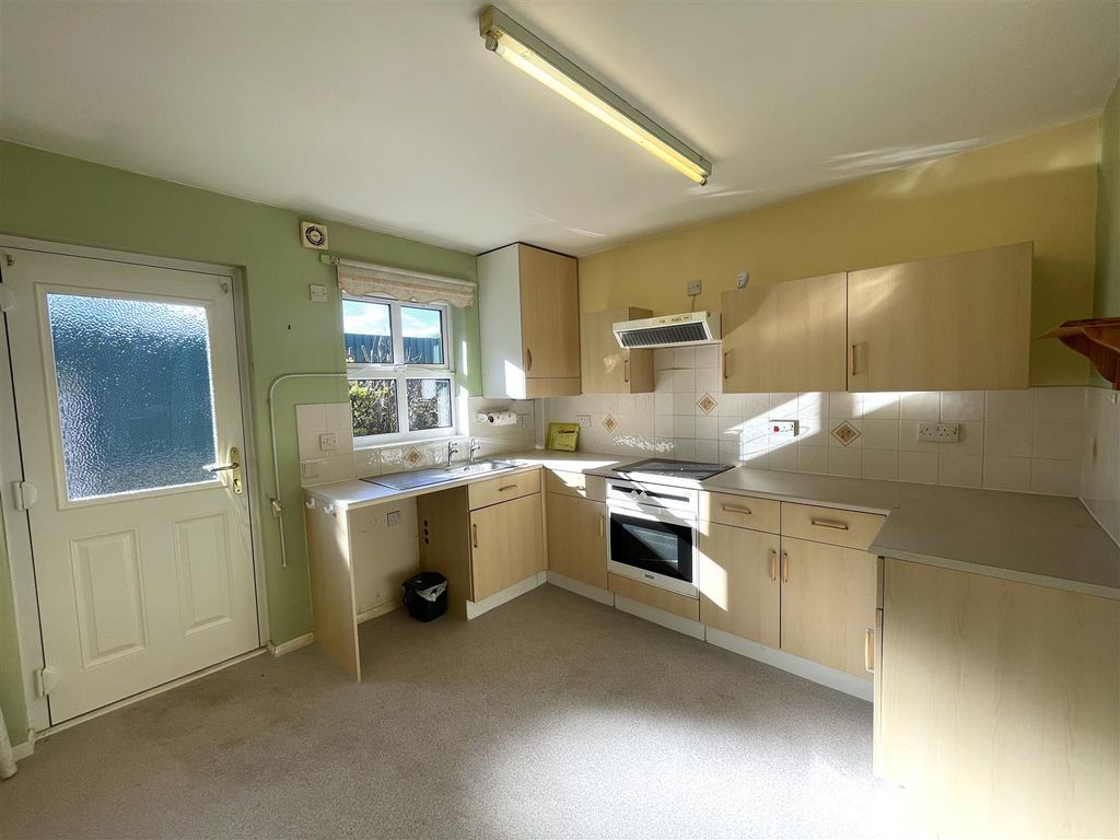 Property photo 2 of 8 Img_2684.Jpg