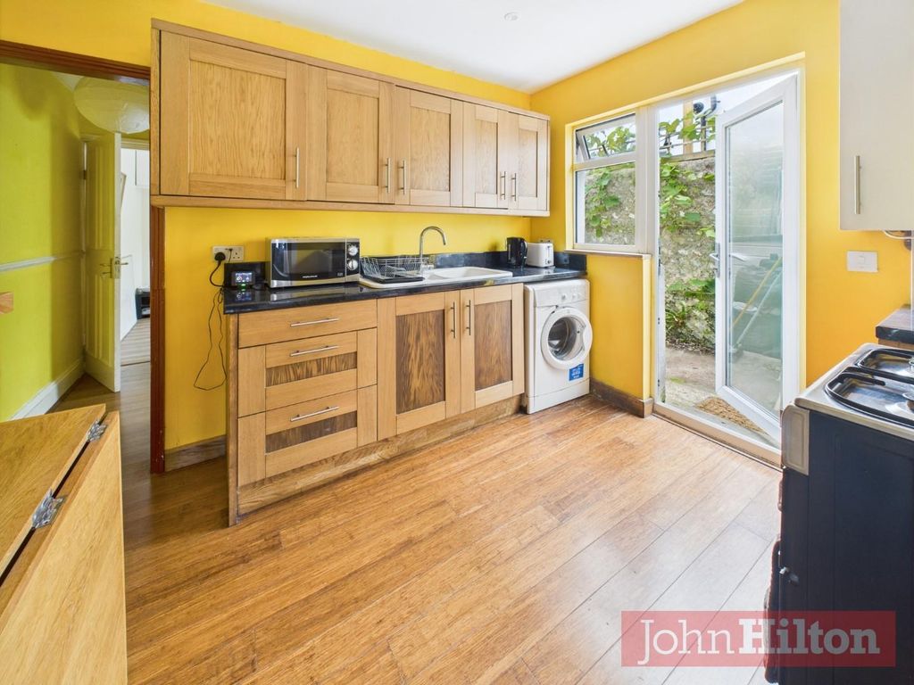 Property photo 3 of 8 Pr0540-Still003.Jpg