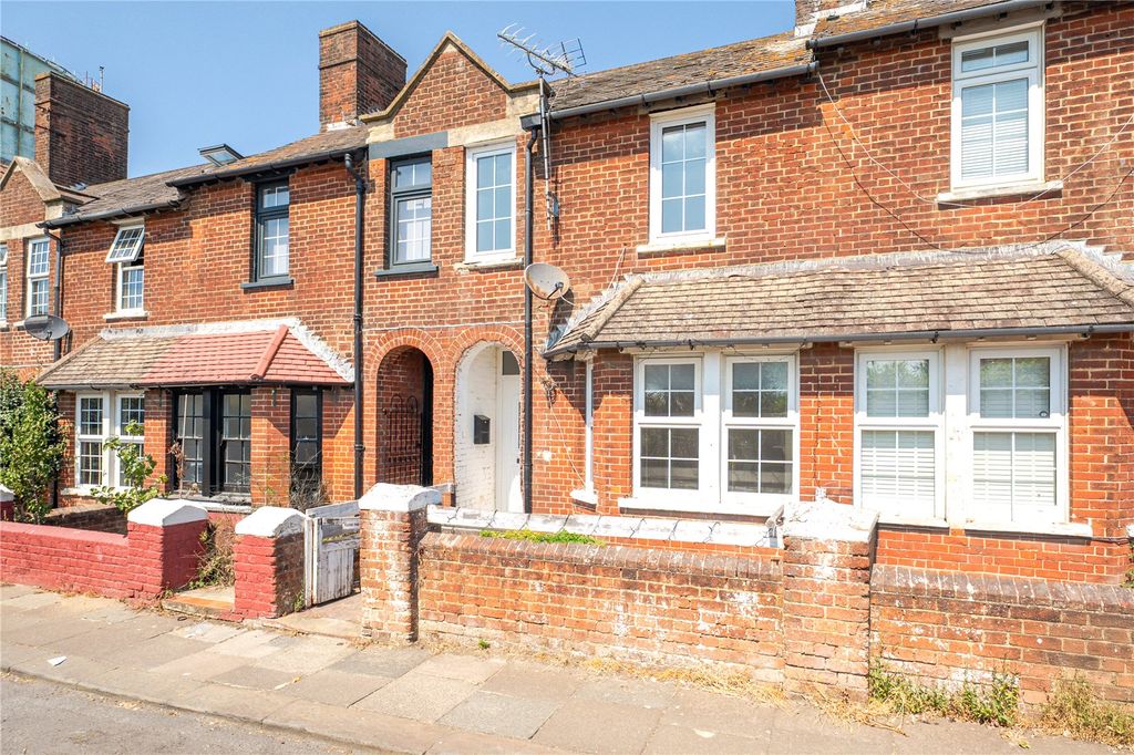 Property photo 1 of 13 External