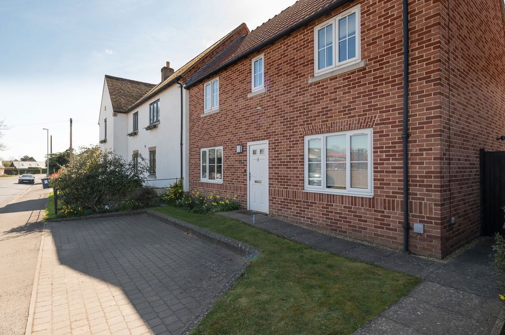 Property photo 2 of 24