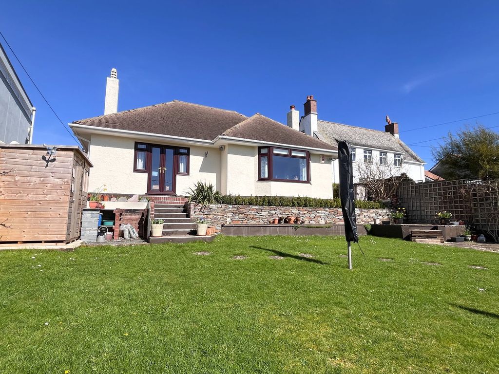 Property photo 1 of 25