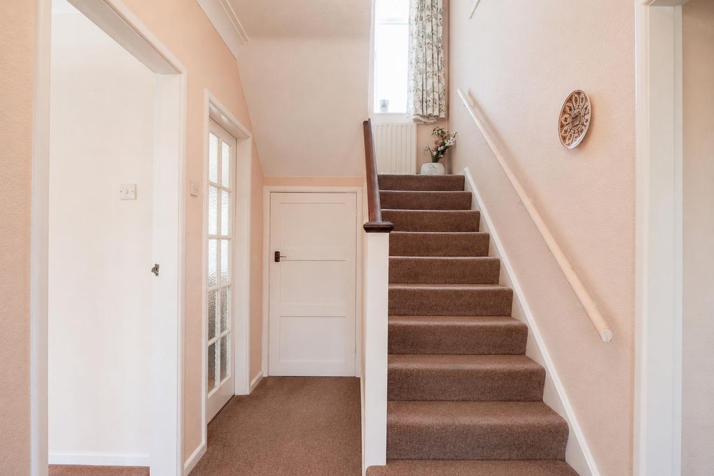 Property photo 3 of 23 935Bcc79-0460-4F2A-B0F7-3ce4F518Dcf6.Png