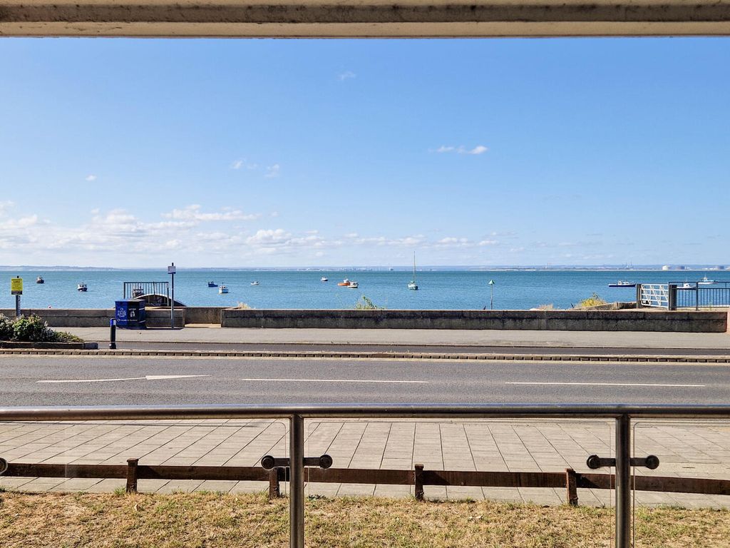 Property photo 1 of 18 Sea View