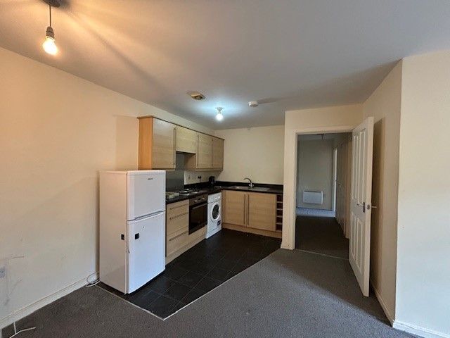 Property photo 3 of 6