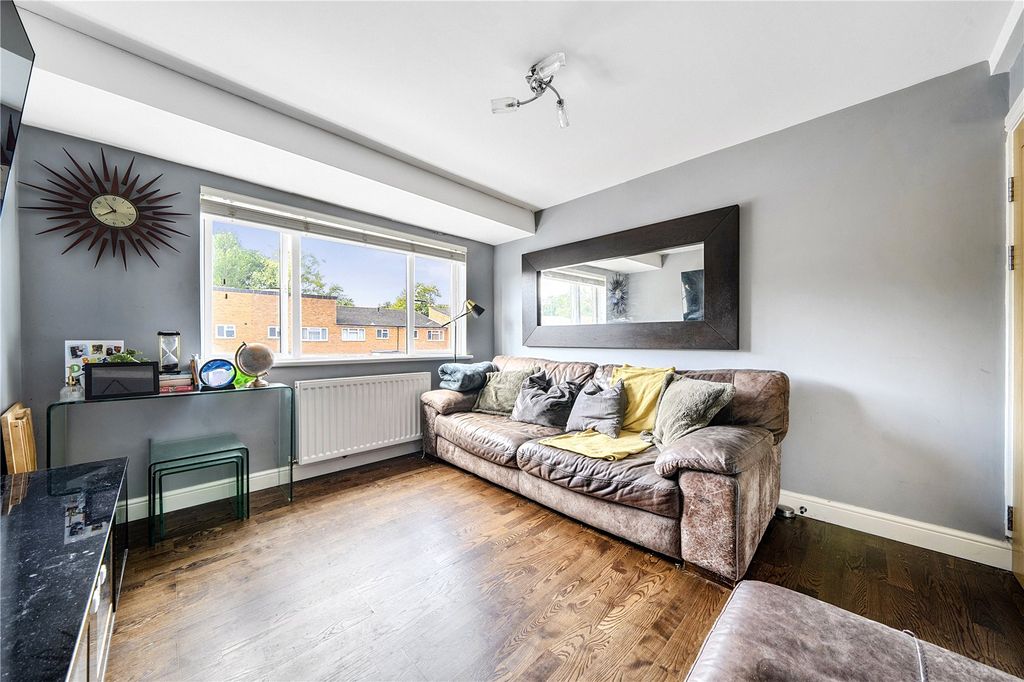 Property photo 2 of 11 Picture No. 08