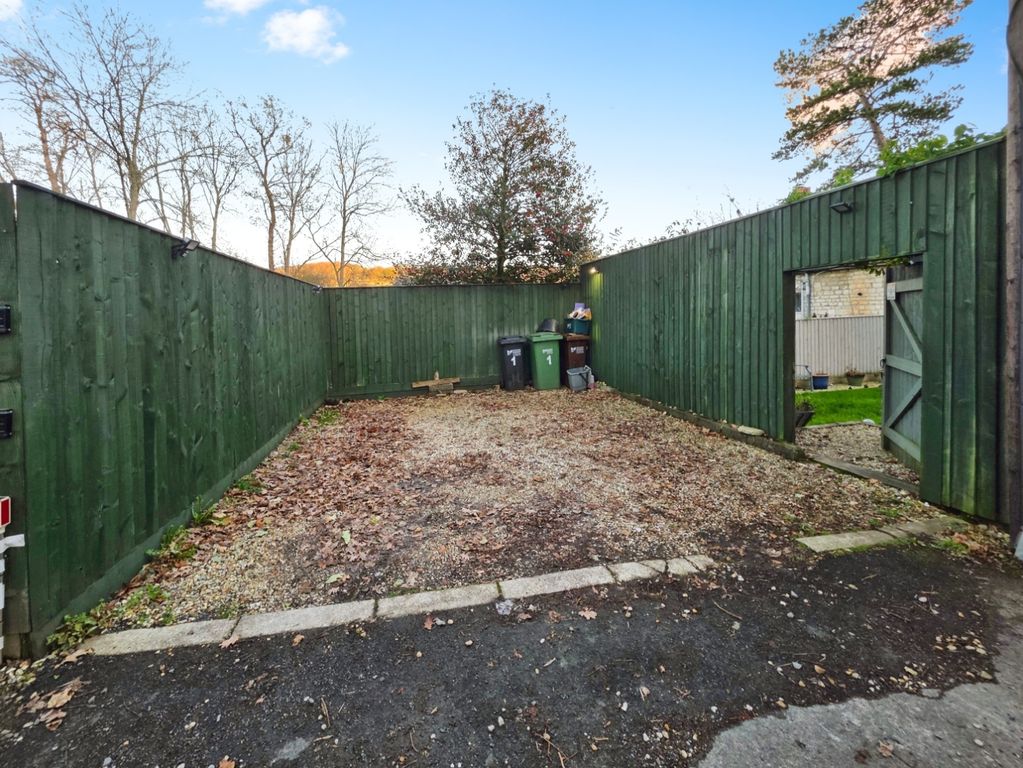 Property photo 3 of 16 Pbox-Img.Jpg