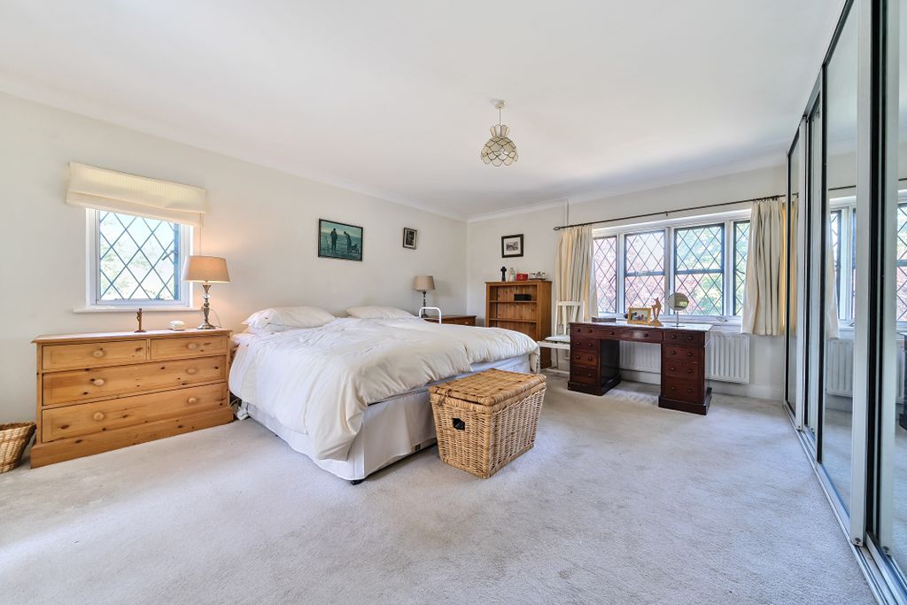 Property photo 3 of 14