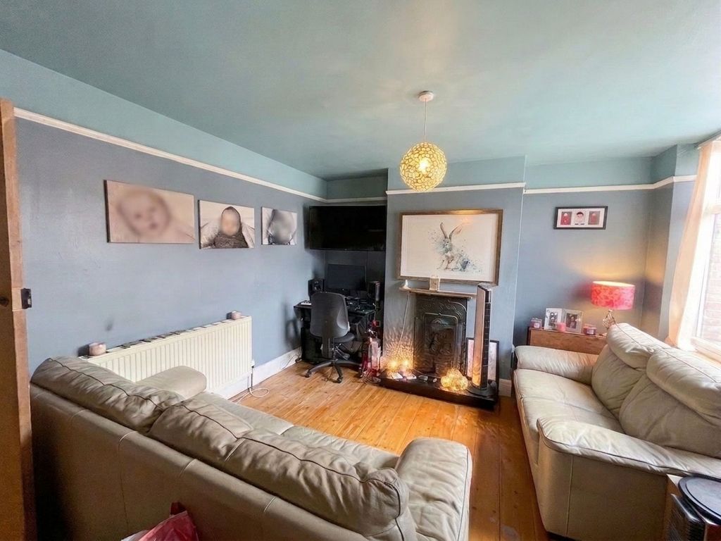 Property photo 3 of 16
