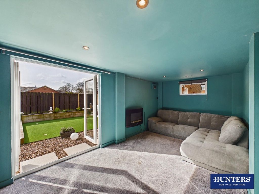 Property photo 3 of 22 Garden Room