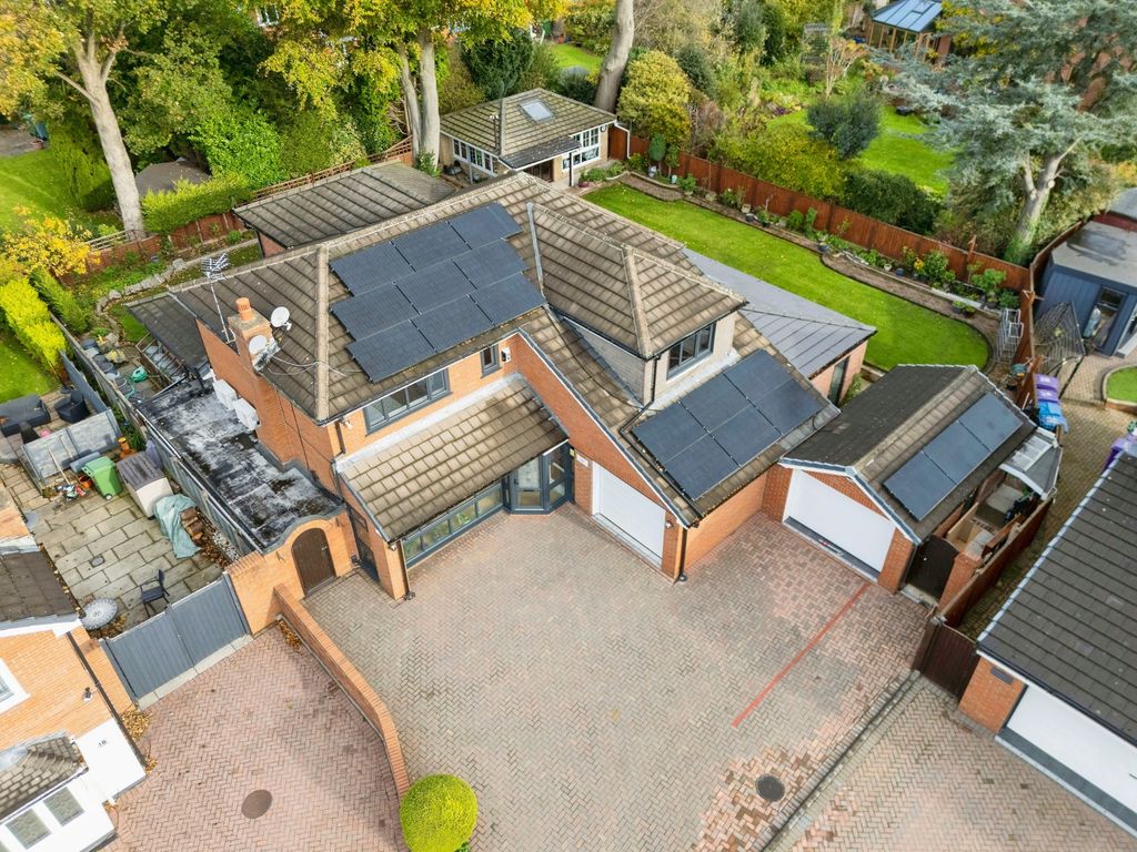 Property photo 2 of 30