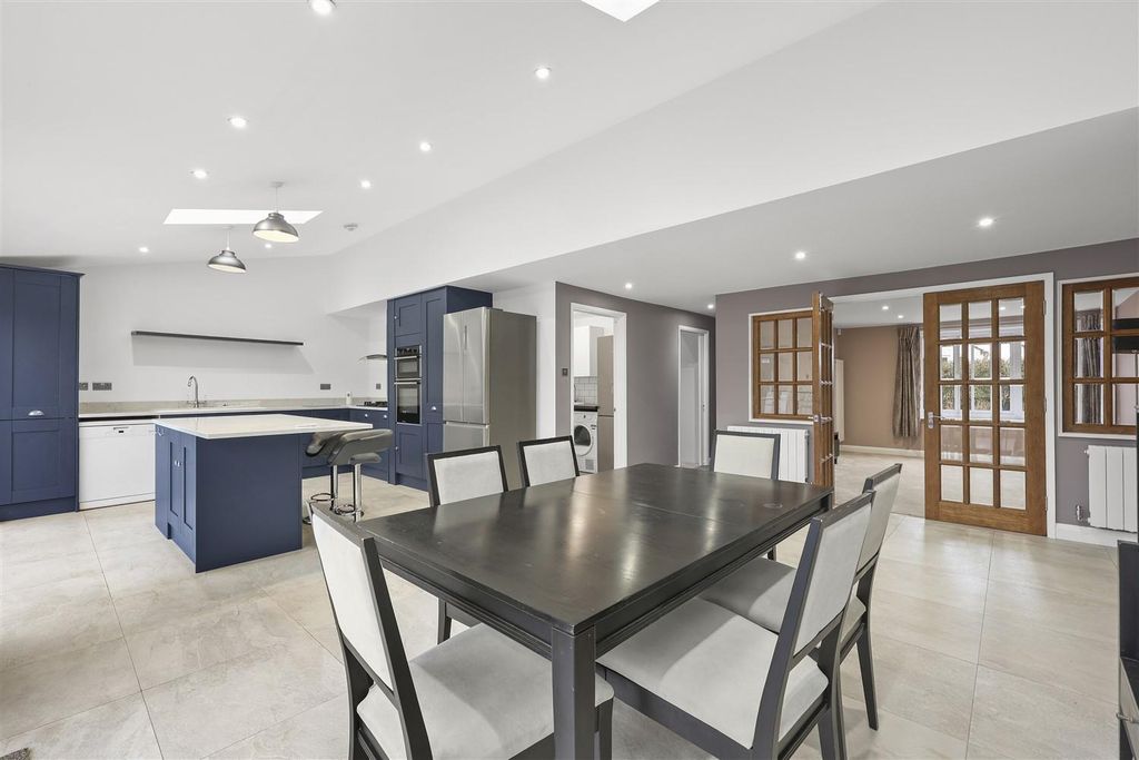 Property photo 2 of 24 4D4A3373.Jpg