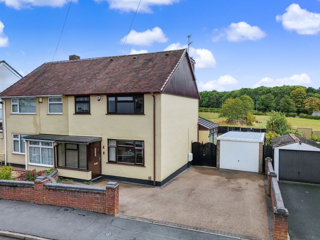 Property photo 1 of 32 4489990