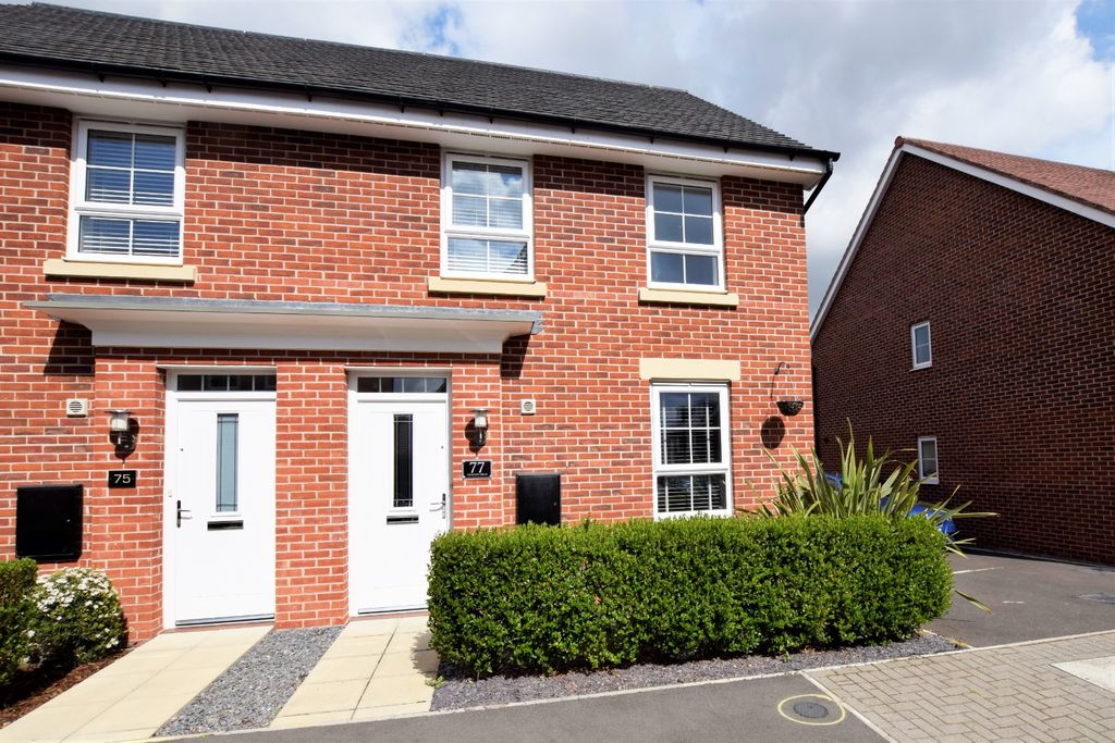 Property photo 1 of 10 1112442