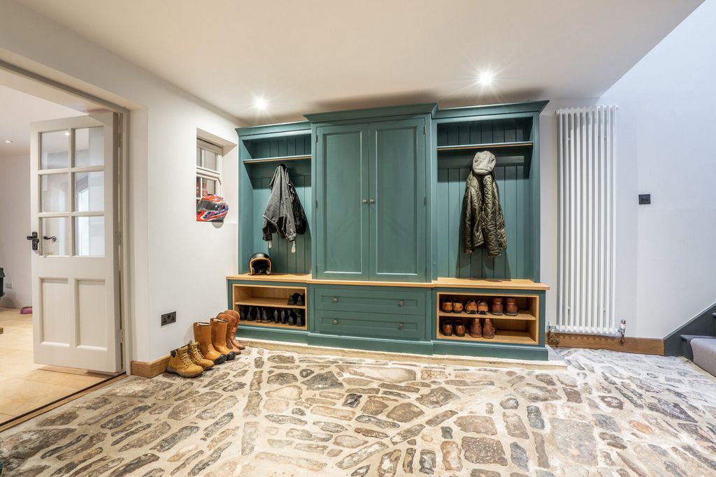 Additional image 34 of 9 bed country house for saleRoemead Road, Wells BA5