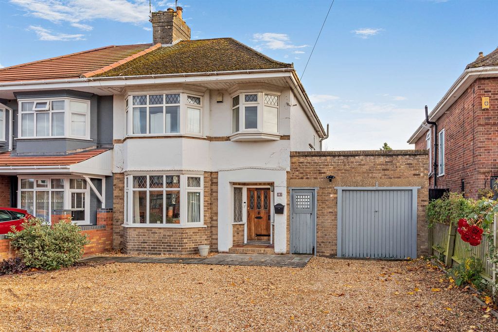 Property photo 1 of 17