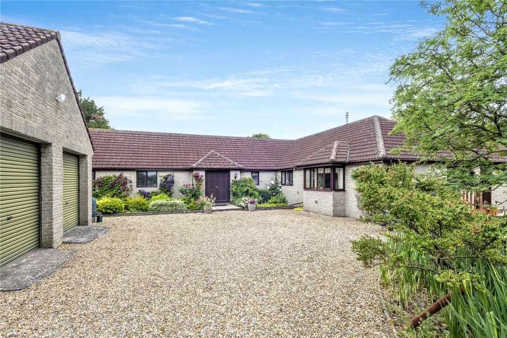 Property photo 1 of 31 Picture No. 55