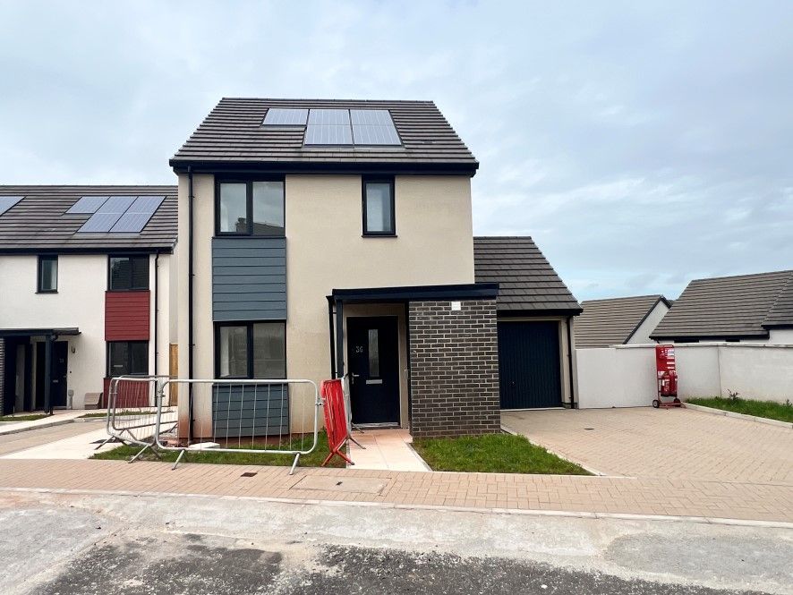 Property photo 3 of 11