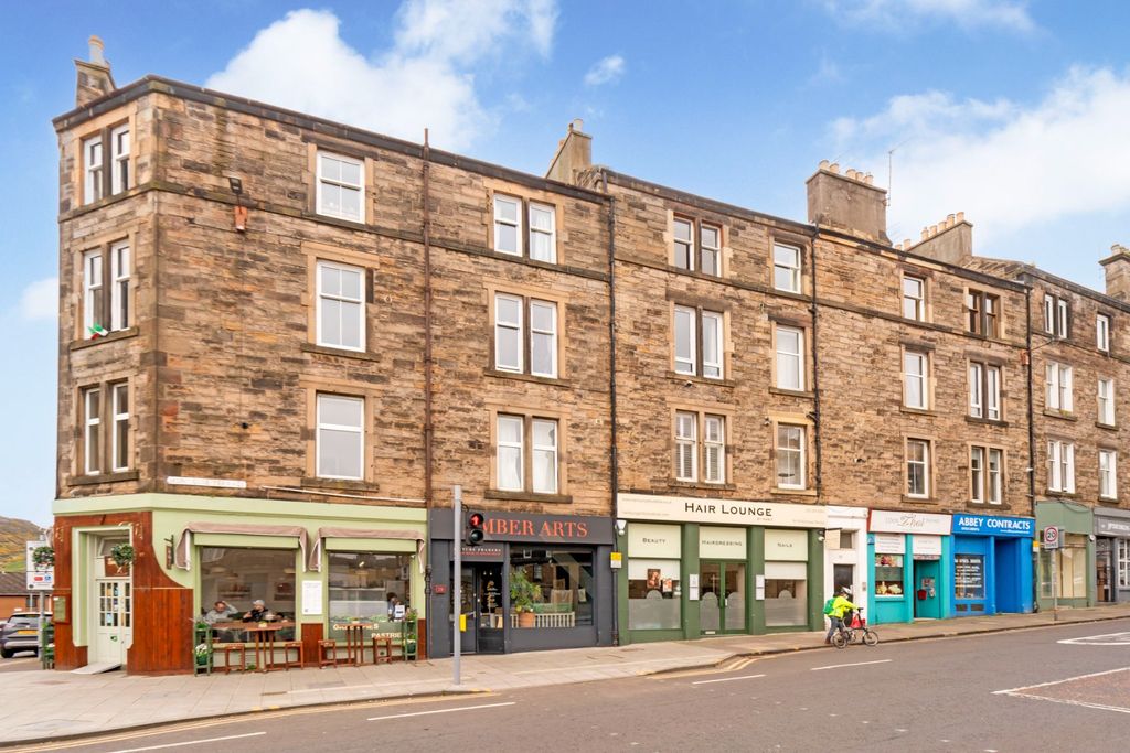 Property photo 1 of 14 5010372