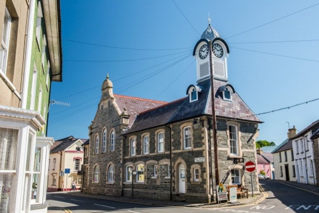 Property photo 2 of 4 View From The Shop Front