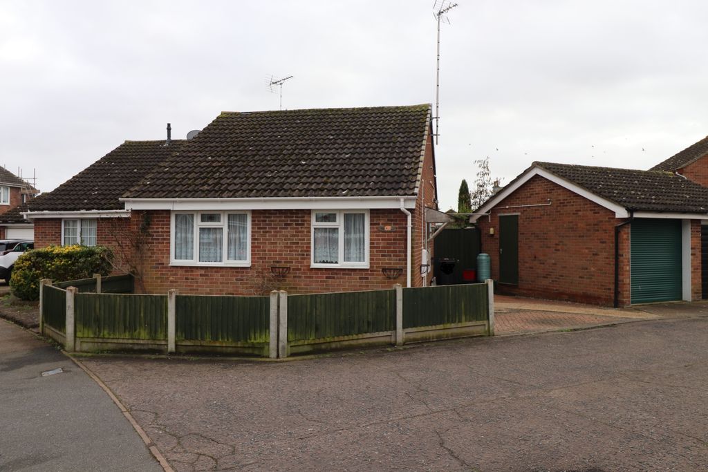 Property photo 1 of 12