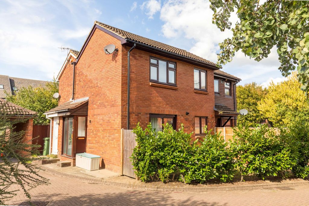 Property photo 1 of 18