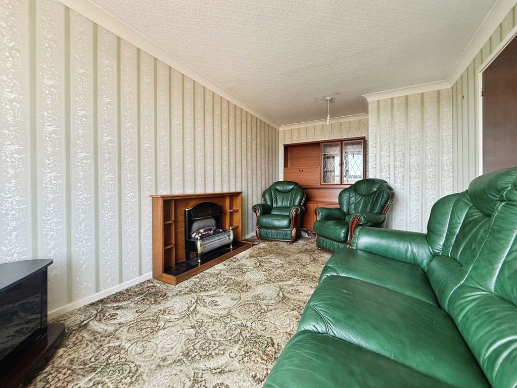 Property photo 2 of 17 Pbox-Img.Jpg