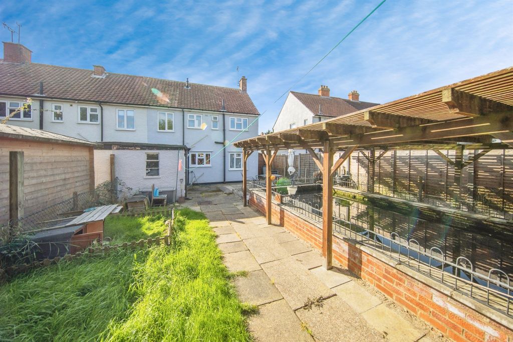 Property photo 2 of 16