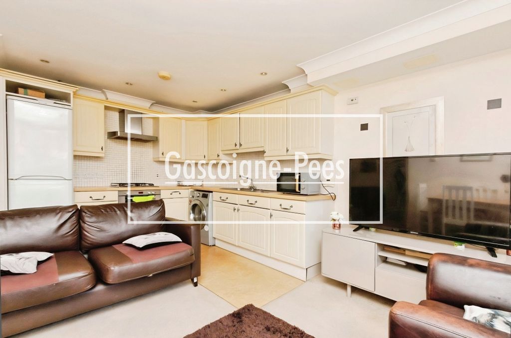 Property photo 3 of 8