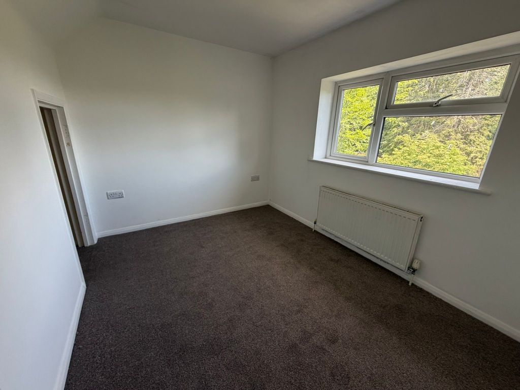 Property photo 3 of 10 Photo 1
