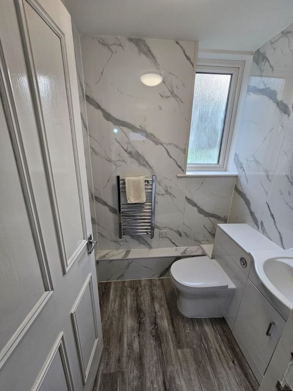 Property photo 2 of 13 Bathroom