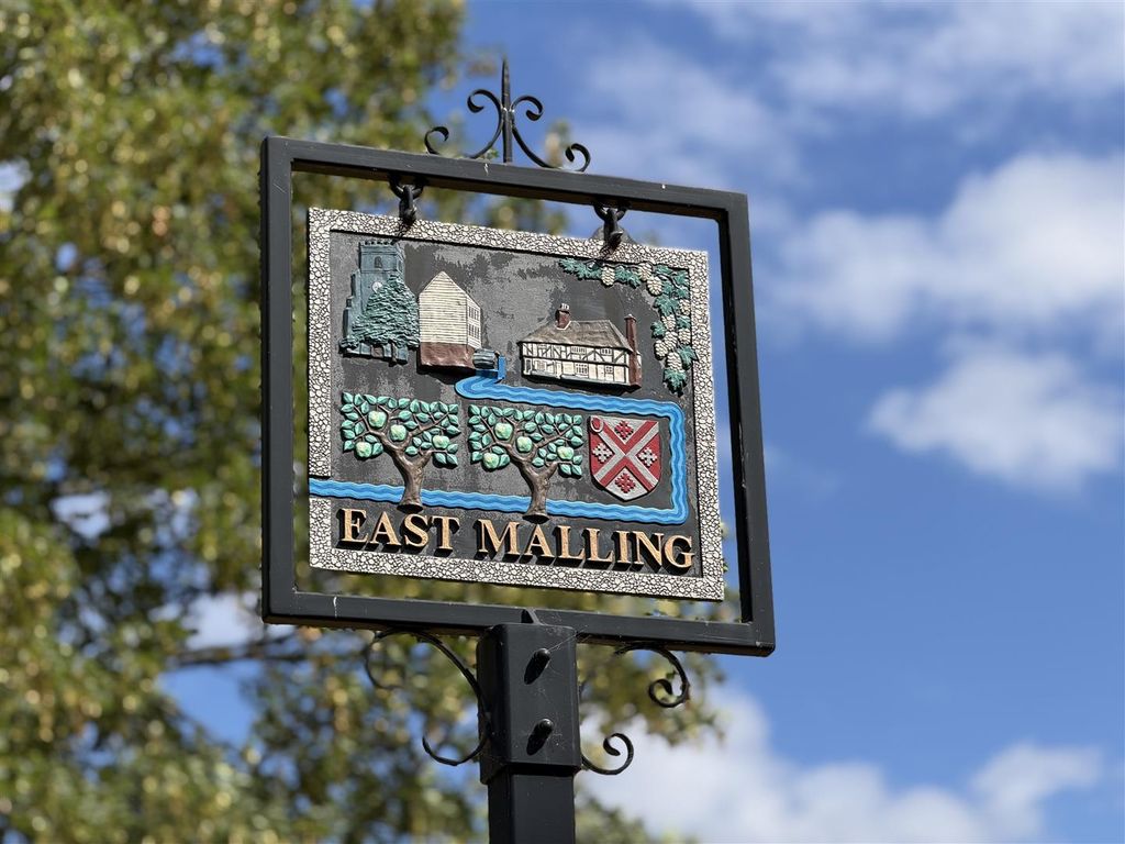 Property photo 2 of 14 East Malling3.Jpg