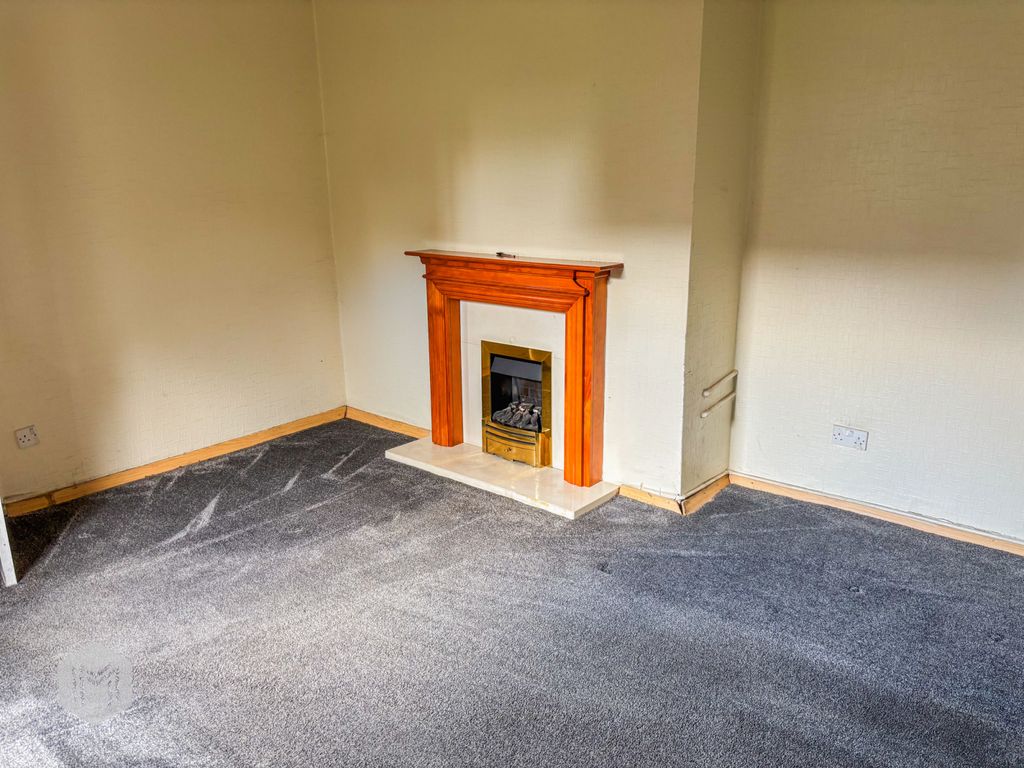 Property photo 2 of 11 Picture No. 04