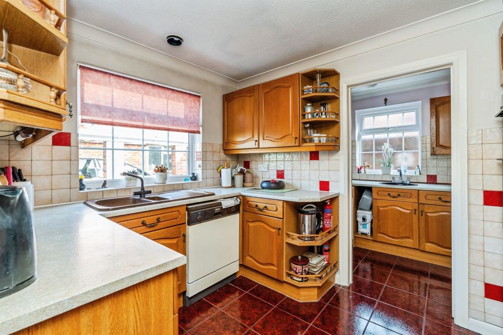 Property photo 3 of 20