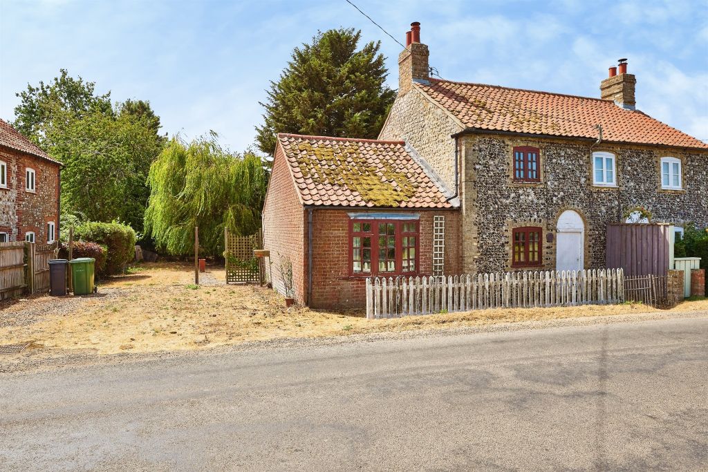 Property photo 1 of 17