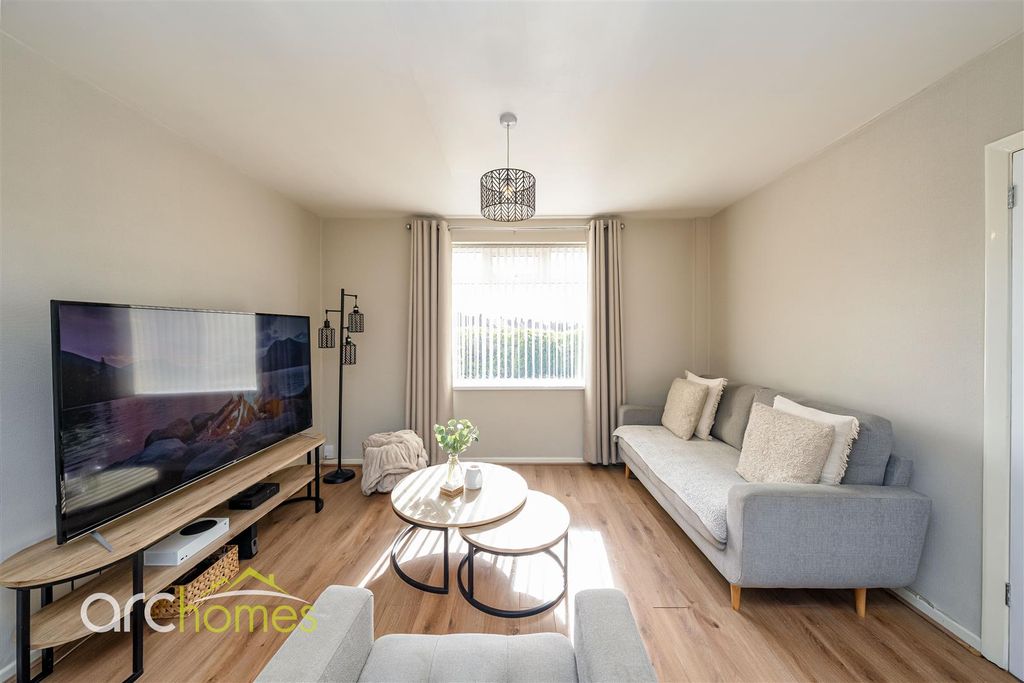 Property photo 2 of 26 Devonshire-5.Jpg