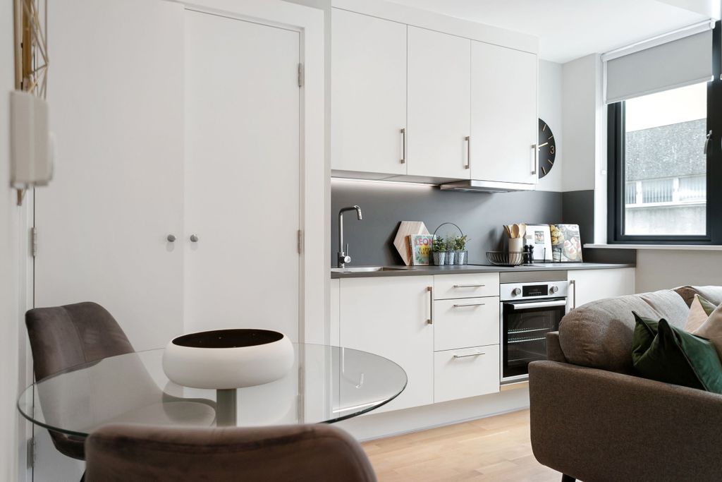 Property photo 2 of 13 Kitchen