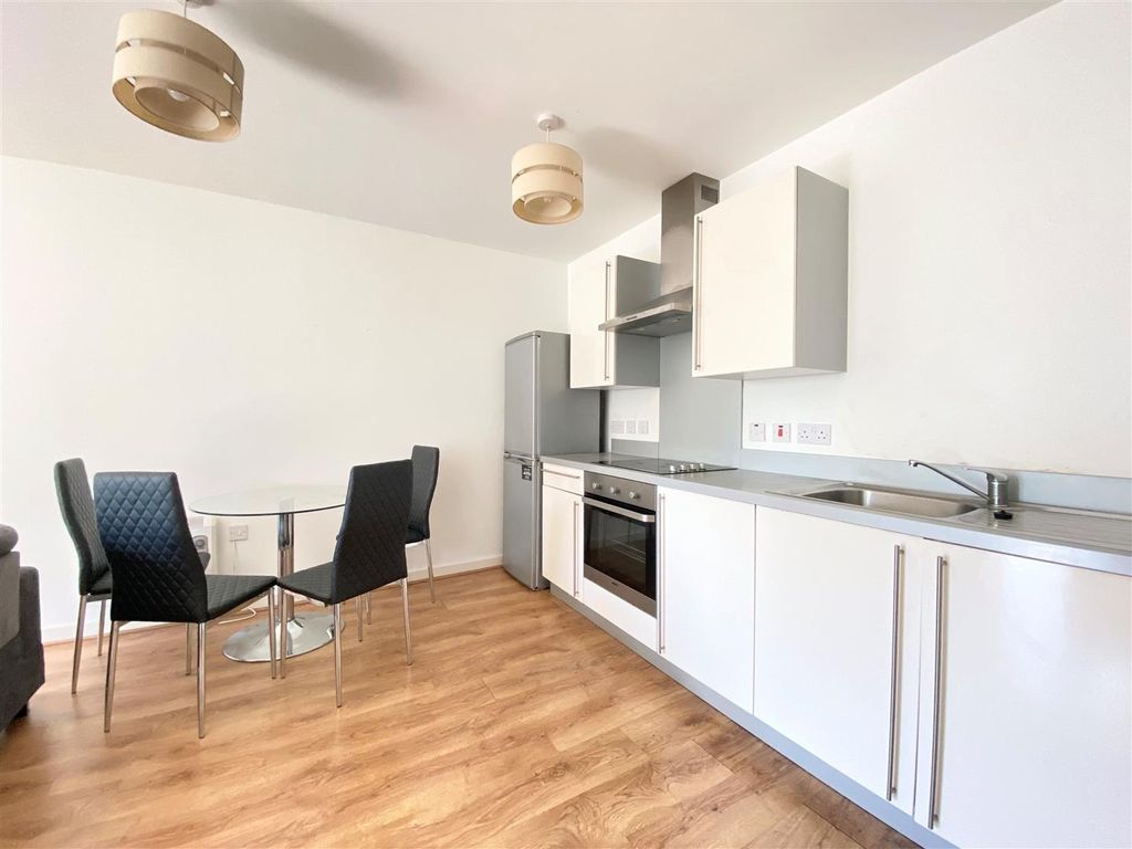 Property photo 3 of 9