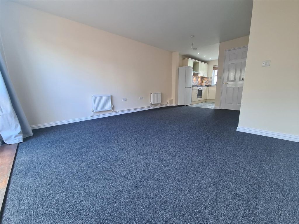 Property photo 3 of 21 20251021_140503.Jpg