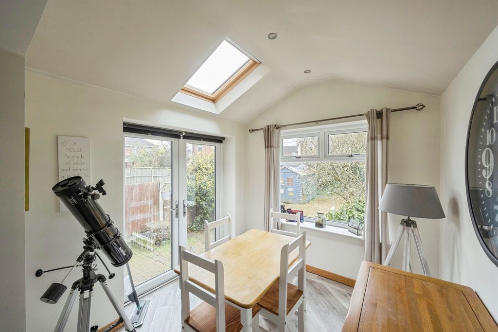 Property photo 3 of 16