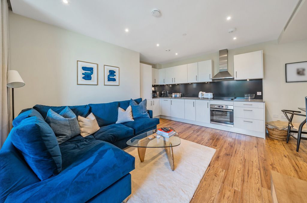 Property photo 3 of 9