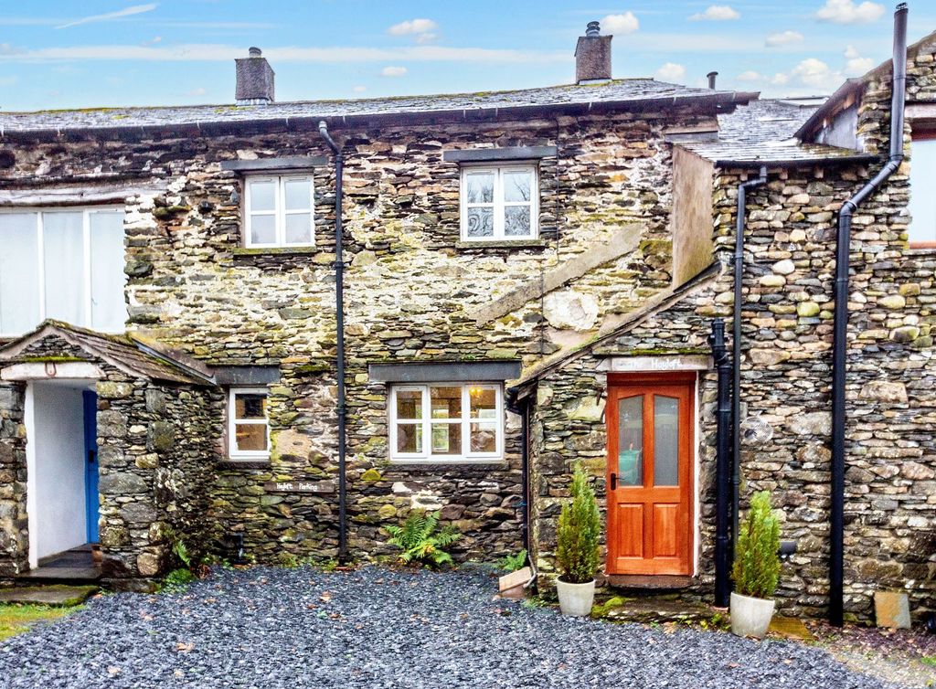 Property photo 1 of 31