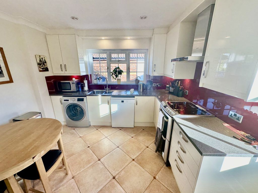 Property photo 3 of 14