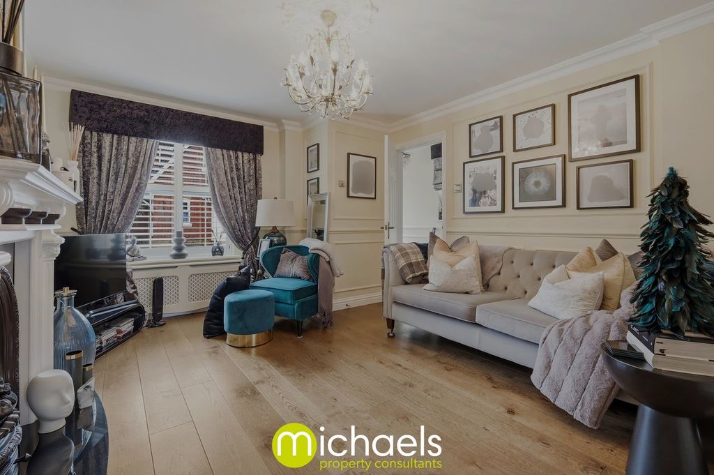 Property photo 2 of 20