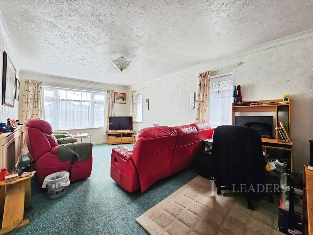 Property photo 3 of 15 Pbox-Img.Jpg