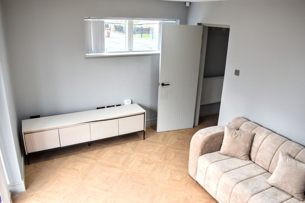 Property photo 3 of 20 Dsc_0336