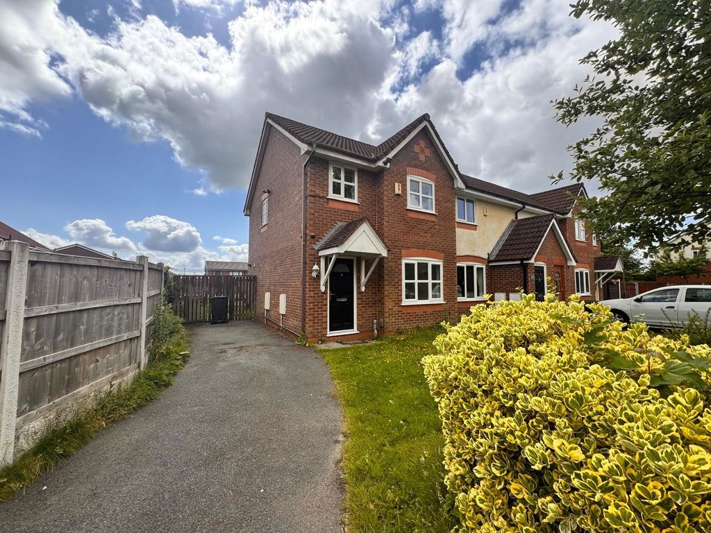 Property photo 1 of 12