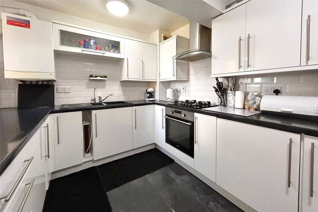 Property photo 2 of 10 Picture No. 04